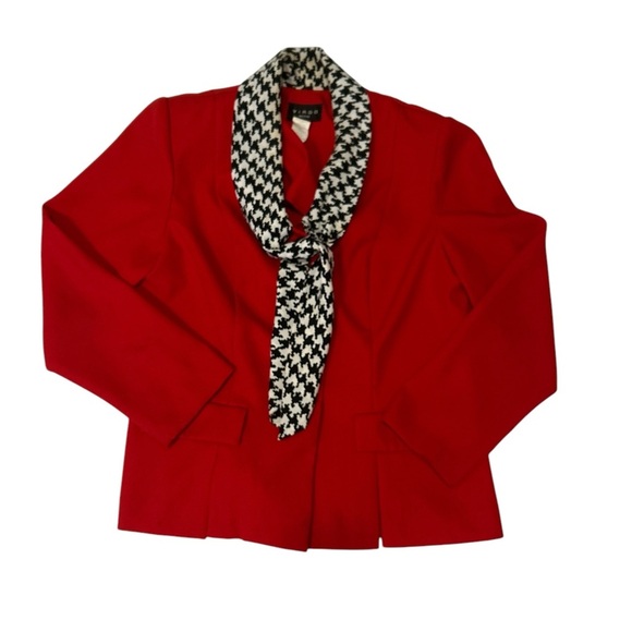 Virgo Red Suit Jacket, Size 12P. - Picture 2 of 6